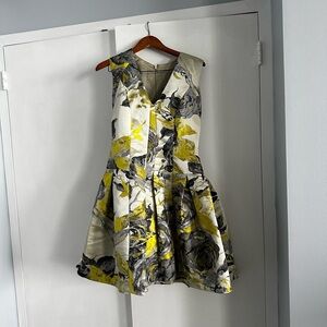 Carmen Marc Valvo Yellow and Gray Floral Mini Dress